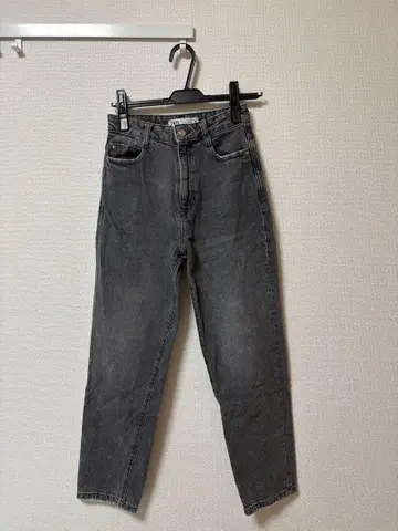 자라 그레이 스트레이트 워셔블 데님