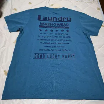 laundry 파랑 티셔츠 포켓 부착