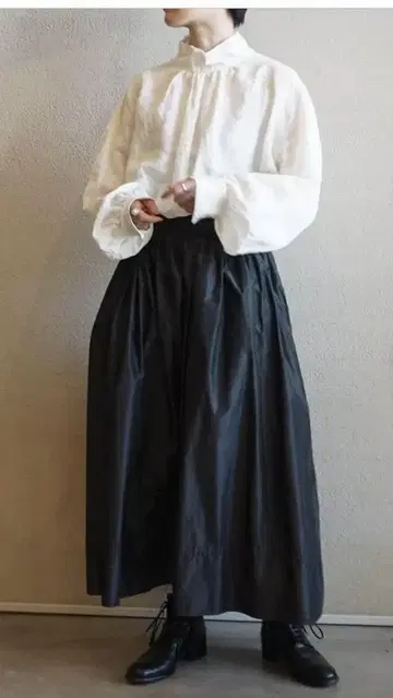 저널 스탠다드 랙스 메모리 타프타 개더 스커트