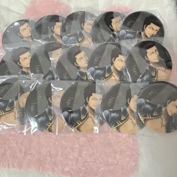 곤도 이사오 캔뱃지 모음