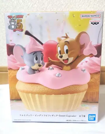 톰과 제리 빅 소프트 비닐 피규어 - Sweets Cupcake -