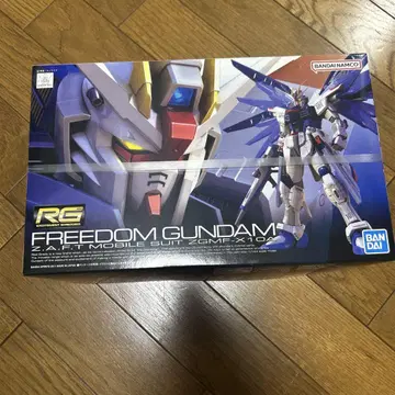 건담 프라모델 RG 프리덤 건담 ZGMF-X10A