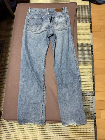 에드윈 빨간 귀
