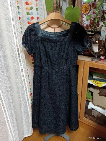 블랙 레이스 퍼프 슬리브 원피스 9호