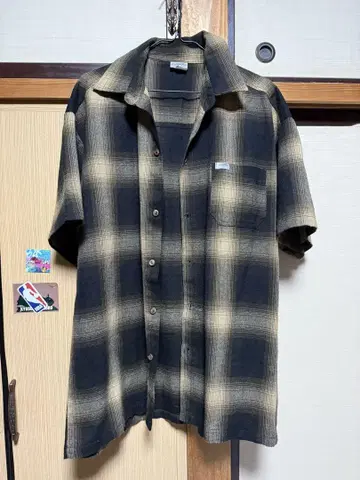 체크 무늬 반팔 플란넬 셔츠 M