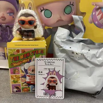 새상품 러브부 피규어 Wacky Mart 시리즈 러브부 POPMART