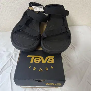 TEVA HURRICANE XLT2 블랙 샌들 사이즈 7 (24cm)