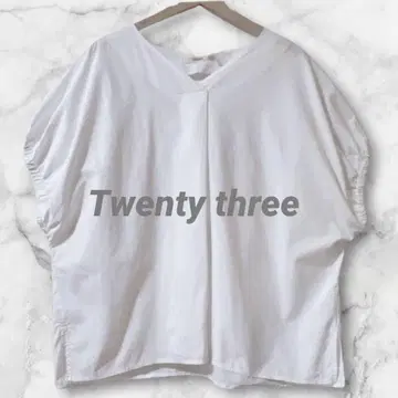 Ld251*투엔티 쓰리 블라우스 프렌치 슬리브 V넥