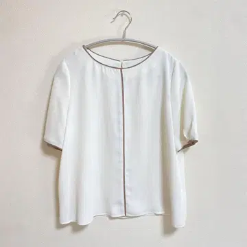 Natural Beauty Basic 바이컬러 블라우스 반팔
