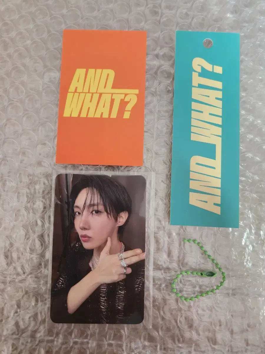bts bangtan j-hope AND WHAT? 3 zuu pre-order benefit poca