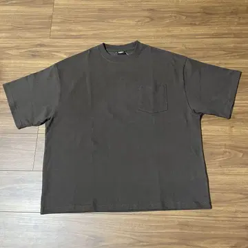 FREAK'S STORE 빅 실루엣 크루넥 포켓 티셔츠