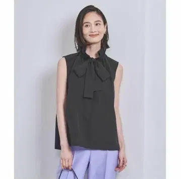 UNITED ARROWS 개더 프릴 리본 슬리브리스 블라우스 보타이