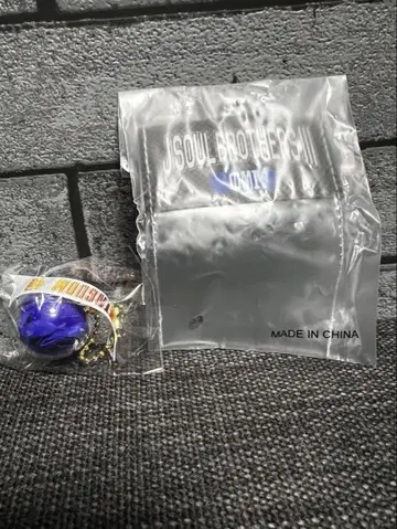 토사카 히로오미 캔뱃지 키링, 장미 키링