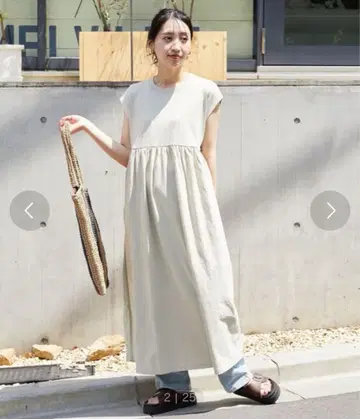 허리 개더 절개 슬리브리스 원피스