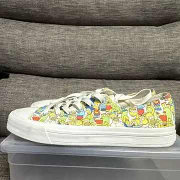 심슨 스니커즈 H&M the simpsons