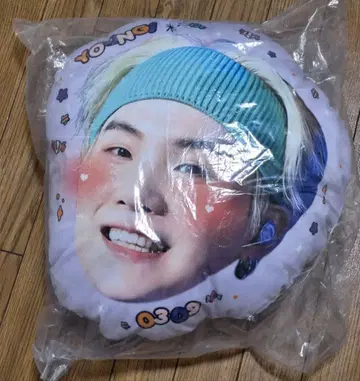 BTS 쿠션 SUGA 윤기 병역 복귀 기념 한류 아이돌 yoongi