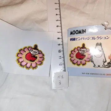 무민 자수 핀 배지 꽃 디자인