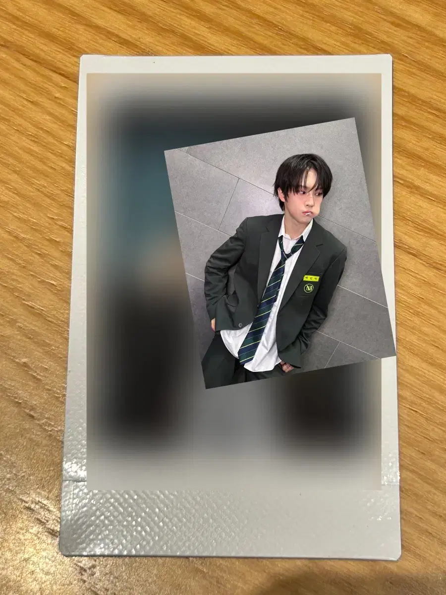 뉴비트 박민석 싸인폴라