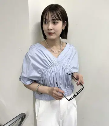 V 개더 블라우스 mystic