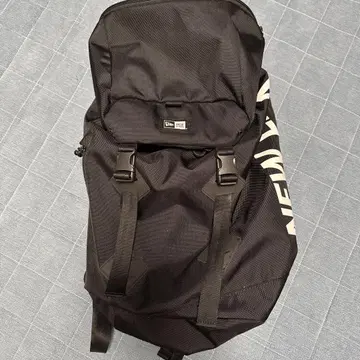 NEWERA 백팩