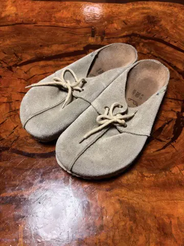 BIRKENSTOCK 샌들
