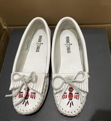 MINNETONKA 미네통카 모카신 사이즈 5