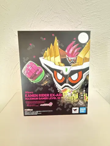 S.H.Figuarts 가면라이더 이그제이드 맥시멈 게이머 레벨 99