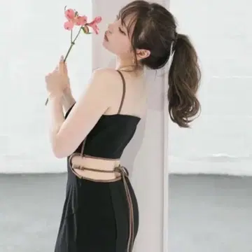 ANDMARY 샬롯 바디 드레스 원피스