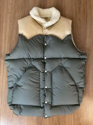 Rocky Mountain Featherbed Co. 다운 베스트 38