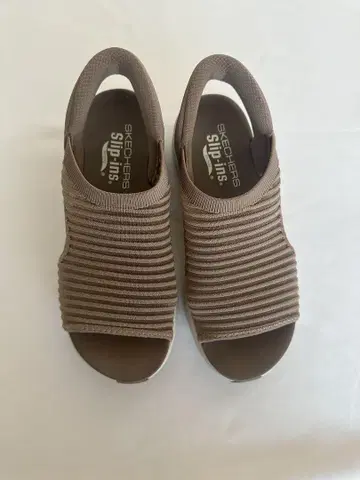 SKECHERS Slip-Ins 스케쳐스 아치 핏 샌들