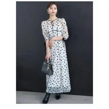 SNIDEL Sustaina 플로키 프린트 드레스