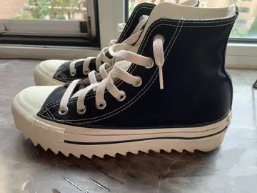 CONVERSE 하이컷 스니커즈 블랙
