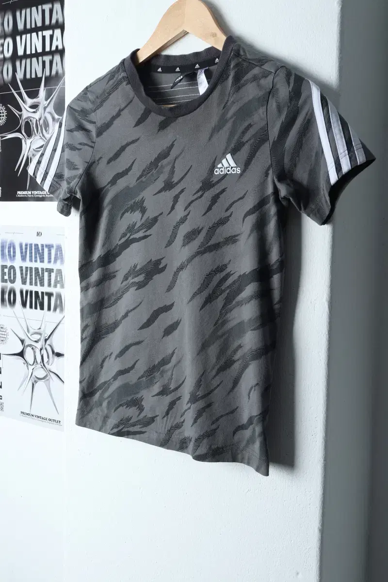 (S) Adidas Short Sleeve T-Shirt Children's Kids Gray-13545