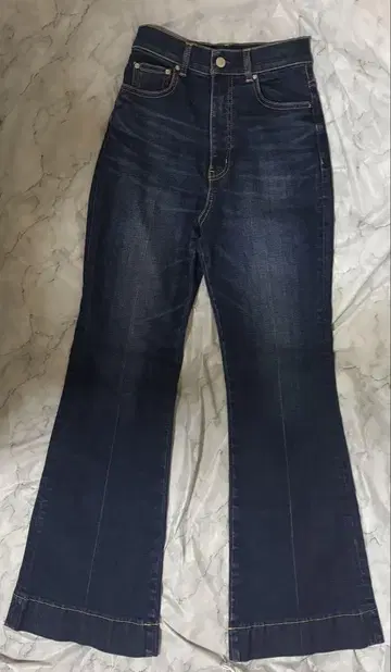 SLY JEANS 플레어 데님 슬라이