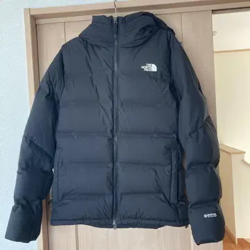 THE NORTH FACE 블랙 다운 자켓