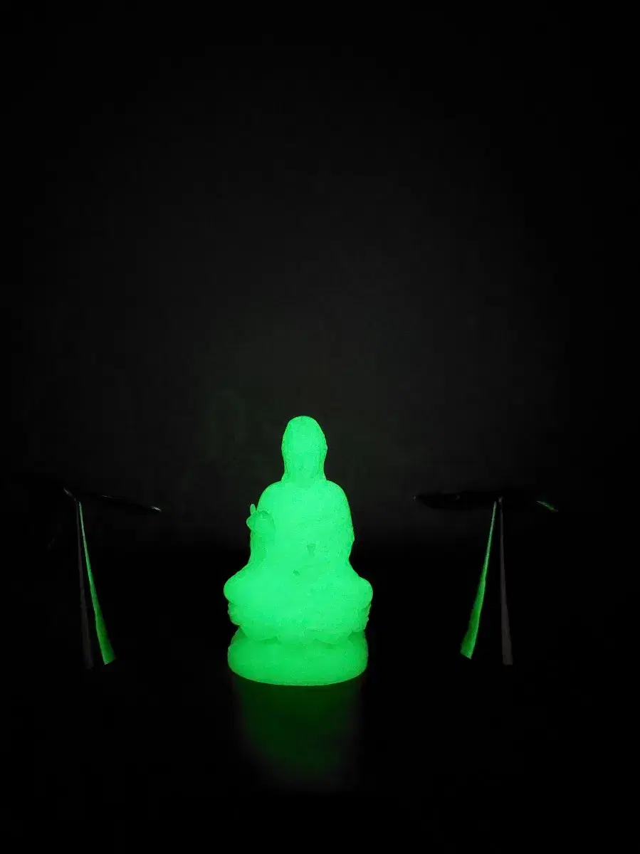 Avalokiteśvara Bodhisattva Statue, Luminescent Stone Buddha, Buddha's Birthday Interior Decoration Props, Buddhist Supplies, Buddhism
