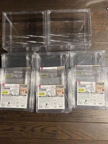 다이소 투명 컬렉션 케이스 조립 타입 8개