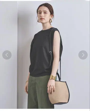 유나이티드 애로우즈 UNITED ARROWS 턱 슬리브리스 티셔츠