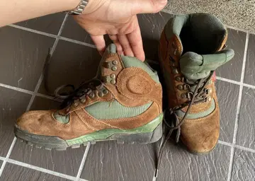 등산화/트래킹 슈즈 25.5cm 7.5