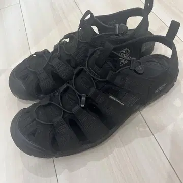 KEEN 스포츠 샌들 블랙 28cm