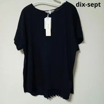 dix-sept 디셋 뒷면 플리츠 프렌치 슬리브 티셔츠 다크 네이비
