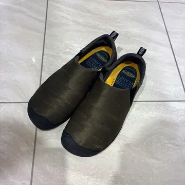 새상품급 KEEN 나일론 슬립온 올리브 Size28