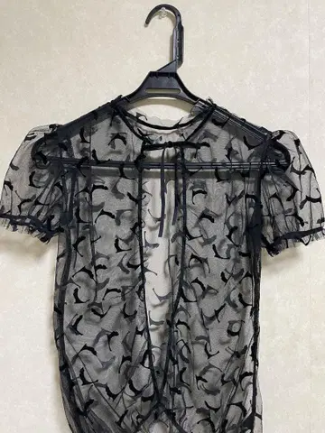 KRISS SOONIK Susan Cat Top S 사이즈