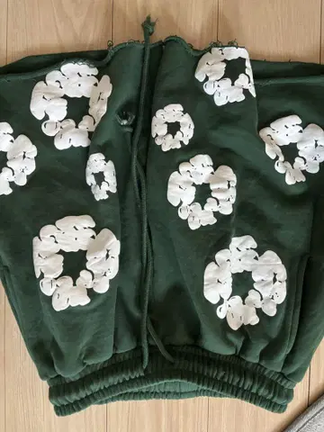 DENIM TEARS 그린 꽃 무늬 숏팬츠