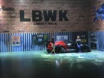 1/64 디오라마 LBWK 배경 플레이트 (레드불 Ver.)