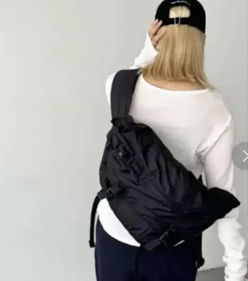 블랙 나일론 백