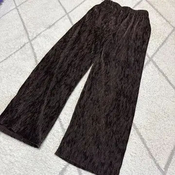 스트라이프 패턴 브라운 큐롯