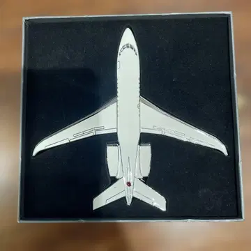 Dassault Falcon 8X 페이퍼 웨이트