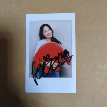 김혜윤 친필 사인 폴라로이드 사진 한국 드라마 선재의 등 뒤로 달려라
