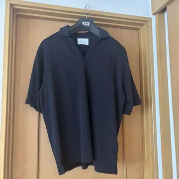 어반 리서치 블랙 카라 부착 티셔츠 L